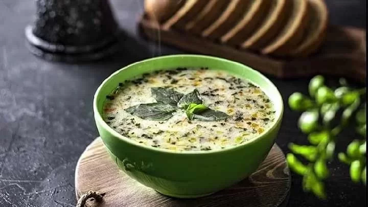 طرز تهیه آش گشنیز