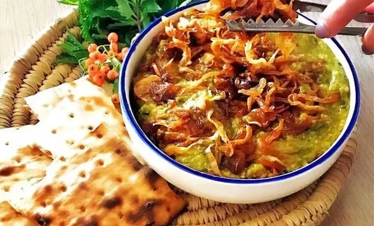 طرز تهیه آش سبزی