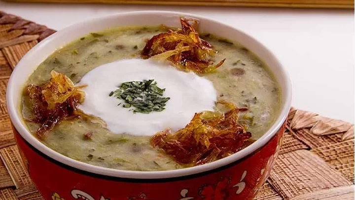 طرز تهیه آش تره کوهی