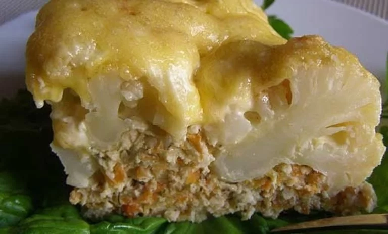 طرز تهیه کیک گل‌ کلم با سینه مرغ