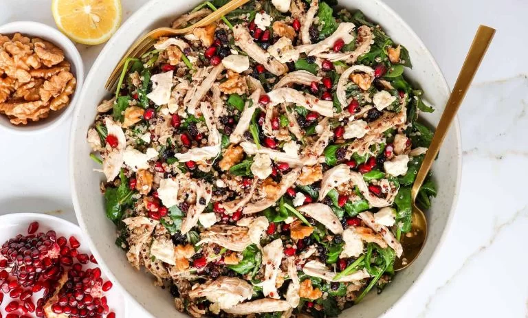 طرز تهیه سالاد انار و مرغ