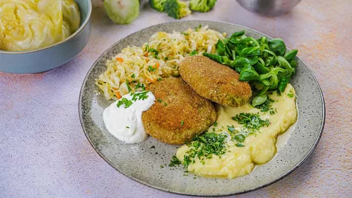 طرز تهیه کوکوی کلم بروکلی