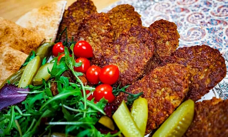 طرز تهیه کتلت گوشت چرخ کرده