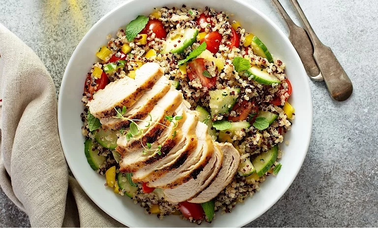 طرز تهیه سالاد کینوا