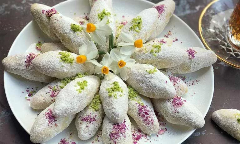 طرز تهیه شیرینی ساق عروس