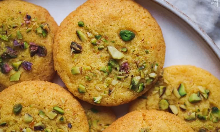 طرز تهیه شیرینی دیلایت