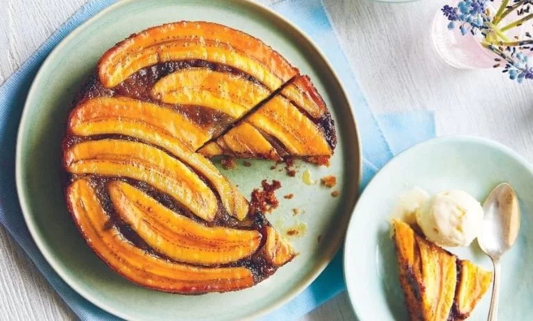 طرز تهیه کیک برگردان موزی