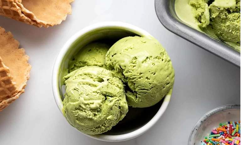 طرز تهیه بستنی چغاله بادام