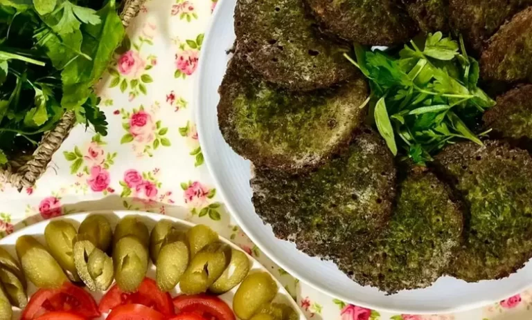 طرز تهیه کوکوی برگ سیر