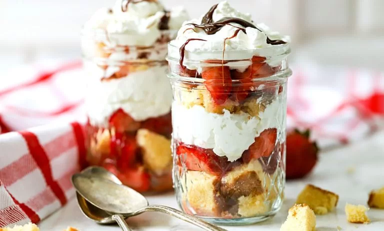 طرز تهیه جارکیک توت‌ فرنگی