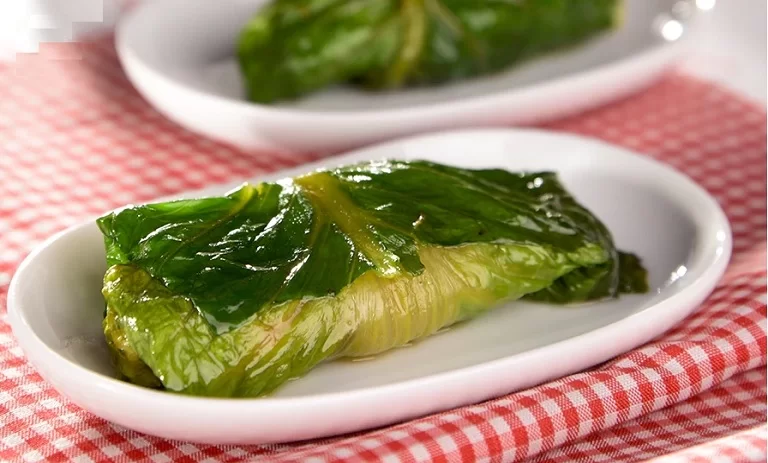 طرز تهیه دلمه کاهو