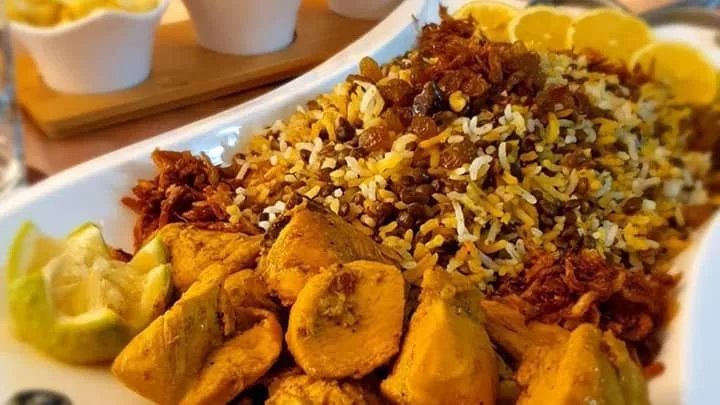 طرز تهیه عدس پلو مجلسی با مرغ