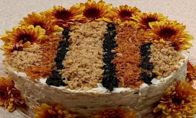 طرز تهیه کیک کشک بادمجان