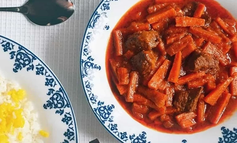 طرز تهیه خورشت آلو بخارا