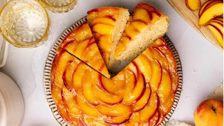 طرز تهیه کیک برگردان هلو