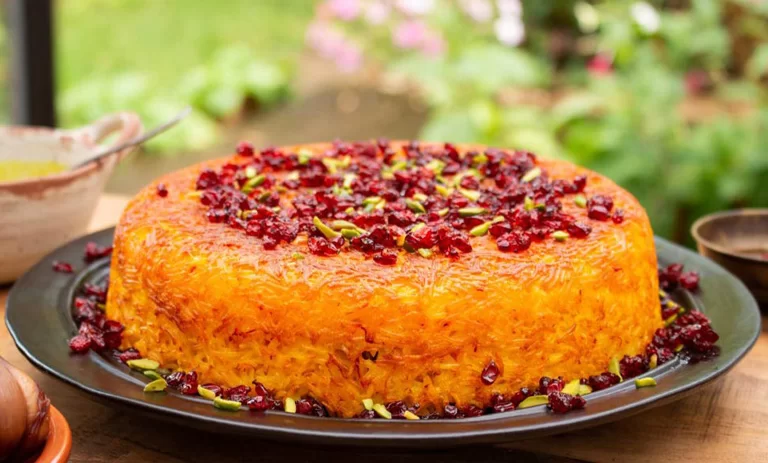 طرز تهیه ته‌چین با کباب مرغ و سماق