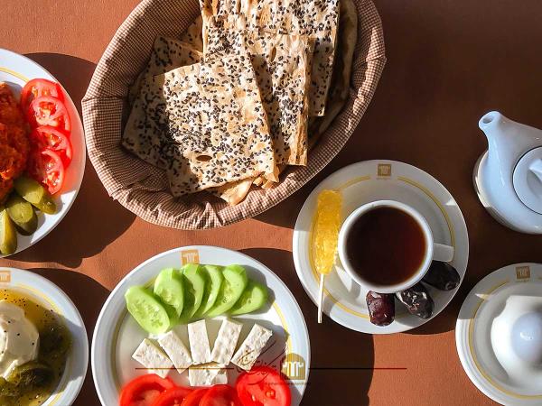 صبحانه در کافه های کاشان