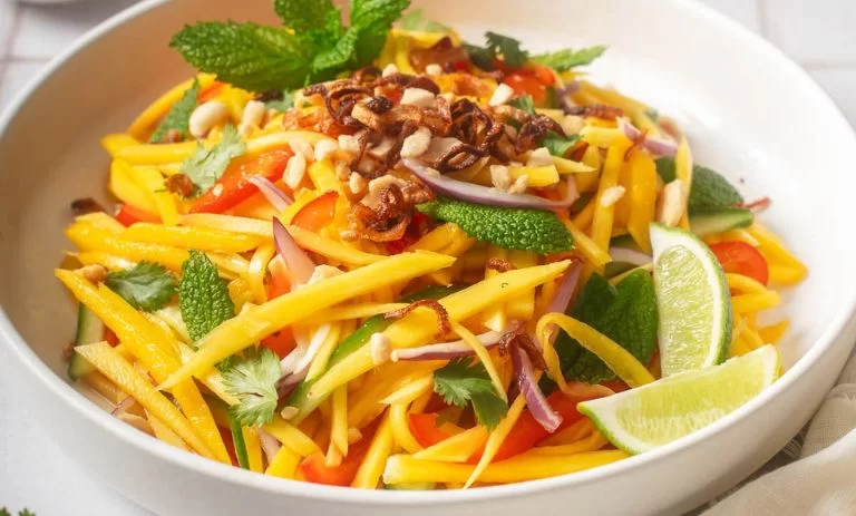 طرز تهیه سالاد انبه تایلندی