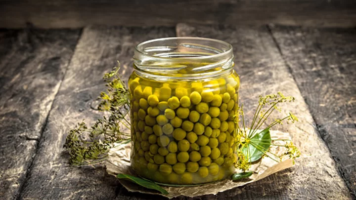 طرز تهیه ترشی نخود فرنگی